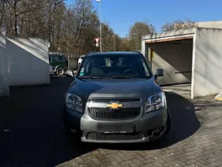 Grau Gebraucht 2012 Chevrolet Orlando LT Van / Kleinbus | 8.100 € (Fairer Preis)
