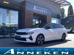 Weiß Gebraucht 2025 Opel Astra Limousine | 26.950 € (Guter Preis)