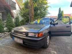 Grau Gebraucht 1991 Mazda 323 Limousine | 3.000 €