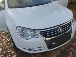 Weiß Gebraucht 2008 VW Eos Cabrio | 6.950 € (Teuer)