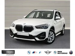 Mineralweiss Gebraucht 2022 BMW X1 Sport Line SUV | 28.500 € (Fairer Preis)