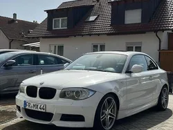 Weiß Gebraucht 2011 BMW 135 Coupé Shadowline Coupé | 17.500 €