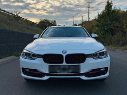 Weiß Gebraucht 2014 BMW 320 Sport Line Kombi | 10.800 € (Fairer Preis)