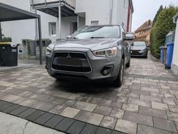 Grau Gebraucht 2014 Mitsubishi ASX Instyle SUV | 8.150 € (Guter Preis)