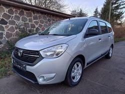 Grau Gebraucht 2017 Dacia Lodgy Ambiance Van / Kleinbus | 7.990 € (Fairer Preis)