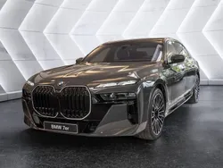 Dravitgrau Gebraucht 2025 BMW 740 M Sport Limousine | 137.990 €