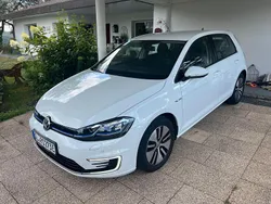 Weiß Gebraucht 2020 VW e-Golf Kleinwagen | 13.000 € (Guter Preis)
