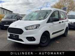 Weiß Gebraucht 2020 Ford Tourneo Courier Ambiente Van / Kleinbus | 9.890 € (Fairer Preis)