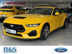 Gelb Neu 2025 Ford Mustang Fastback Coupé | 56.890 € (Fairer Preis)