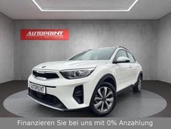 Weiß Gebraucht 2021 Kia Stonic Spirit SUV | 15.999 € (Guter Preis)