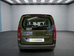 Grün Gebraucht 2024 Citroën Berlingo Van / Kleinbus | 20.949 € (Fairer Preis)