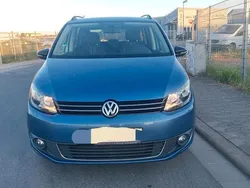 Blau Gebraucht 2012 VW Touran Match Van / Kleinbus | 8.990 € (Fairer Preis)