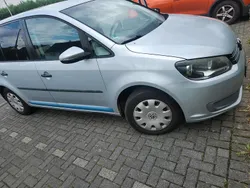 Silber Gebraucht 2010 VW Touran Van / Kleinbus | 2.400 € (Superpreis)