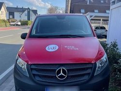 Rot Gebraucht 2016 Mercedes Vito Limousine | 16.999 €