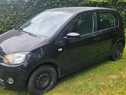 Schwarz Gebraucht 2014 VW up! Kleinwagen | 3.499 € (Etwas zu teuer)