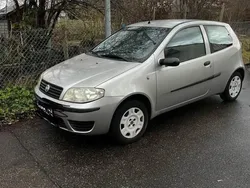 Silber Gebraucht 2004 Fiat Punto Kleinwagen | 1.400 € (Etwas zu teuer)