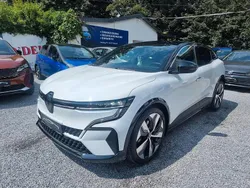 Weiß Gebraucht 2024 Renault Mégane Techno Limousine | 26.950 €