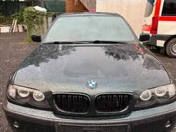 Grün Gebraucht 2002 BMW 320 Limousine | 2.799 € (Superpreis)