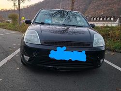 Schwarz Gebraucht 2003 Ford Fiesta Kleinwagen | 400 €