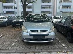 Silber Gebraucht 2004 Citroën Xsara Picasso Van / Kleinbus | 1.499 €