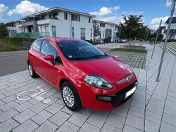 Rot Gebraucht 2011 Fiat Punto Evo Kleinwagen | 4.990 € (Etwas zu teuer)