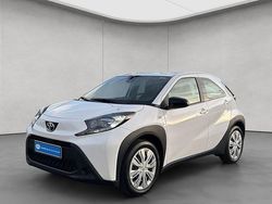 Weiß Gebraucht 2025 Toyota Aygo X Play SUV | 13.980 € (Superpreis)