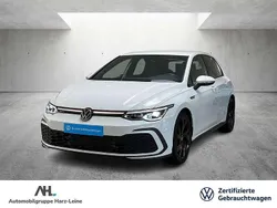 Weiß Gebraucht 2024 VW Golf VIII GTI Limousine | 31.315 € (Fairer Preis)