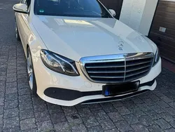 Beige Gebraucht 2019 Mercedes E200 Limousine | 13.500 € (Etwas zu teuer)