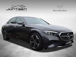 Grau Gebraucht 2023 Mercedes E220 Advanced Limousine | 45.888 € (Guter Preis)