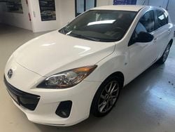 Weiß Gebraucht 2013 Mazda 3 Kenko Limousine | 8.990 € (Fairer Preis)