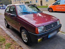 Rot Gebraucht 1985 Lancia Beta Kleinwagen | 10.000 €