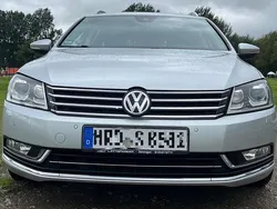 Silber Gebraucht 2013 VW Passat Highline Kombi | 8.000 € (Guter Preis)