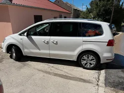 Weiß Gebraucht 2014 VW Sharan Van / Kleinbus | 14.000 € (Fairer Preis)