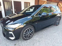 Schwarz Gebraucht 2022 BMW 220 Active Tourer M Sport Van / Kleinbus | 29.900 € (Fairer Preis)