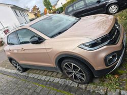 Gold Gebraucht 2018 VW T-Cross Style SUV | 20.800 € (Fairer Preis)