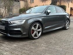 Grau Gebraucht 2015 Audi S3 Design Limousine | 24.500 € (Guter Preis)