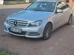 Silber Gebraucht 2012 Mercedes 220 Limousine | 10.500 €