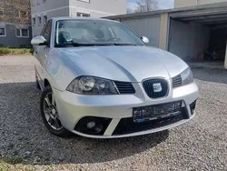 Grau Gebraucht 2009 Seat Ibiza Limousine | 2.950 € (Guter Preis)