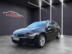 Grenadillschwarz met (metallic) Gebraucht 2024 VW Golf VIII Life Kombi | 26.999 € (Guter Preis)