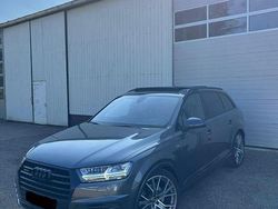 Daytonagrau Gebraucht 2018 Audi Q7 S-Line SUV | 37.990 € (Etwas zu teuer)