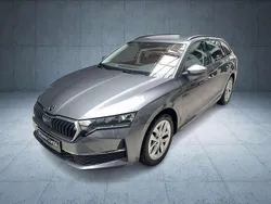 Graphitegrau metallic Gebraucht 2024 Skoda Octavia Selection Kombi | 29.980 € (Fairer Preis)