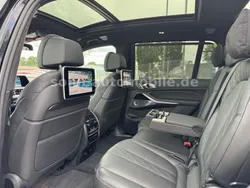 Schwarz Gebraucht 2022 BMW X7 M Sport SUV | 72.590 € (Teuer)