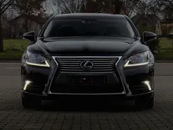 Schwarz Gebraucht 2013 Lexus LS600 Limousine | 33.500 €