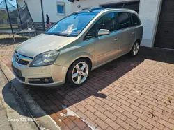 Gold Gebraucht 2007 Opel Zafira Edition Van / Kleinbus | 1.800 € (Fairer Preis)