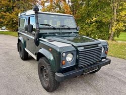 Grün Gebraucht 2003 Land Rover Defender SUV | 12.950 €