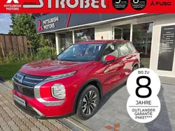 Dynamikrot Neu 2025 Mitsubishi Outlander P-HEV Plus SUV | 50.090 € (Guter Preis)