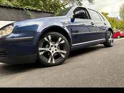 Blau Gebraucht 2001 VW Golf IV Limousine | 1.500 € (Fairer Preis)