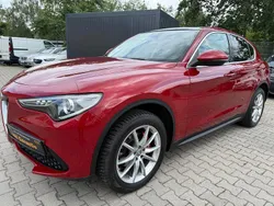 Rot Gebraucht 2017 Alfa Romeo Stelvio SUV | 23.200 € (Superpreis)