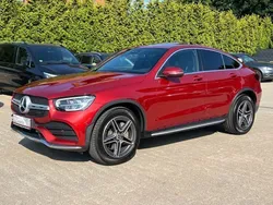 Rot Gebraucht 2020 Mercedes 200 AMG line Coupé | 33.990 € (Etwas zu teuer)