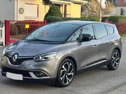 Braun Gebraucht 2020 Renault Scénic IV Van / Kleinbus | 10.500 €
